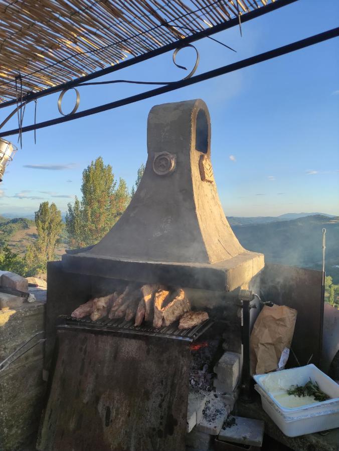 Agriturismo Borgo San Benedetto Villa Pietralunga  Bagian luar foto