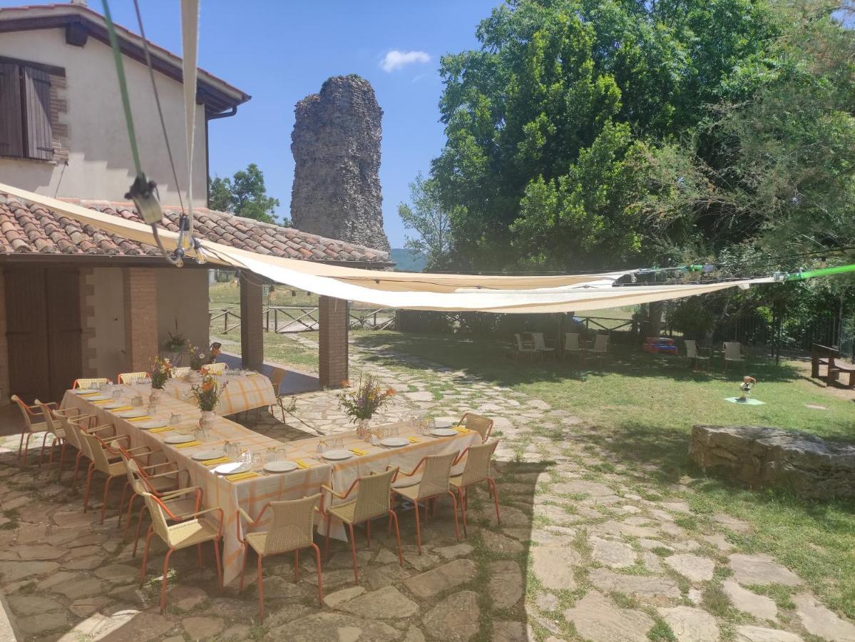 Agriturismo Borgo San Benedetto Villa Pietralunga  Bagian luar foto