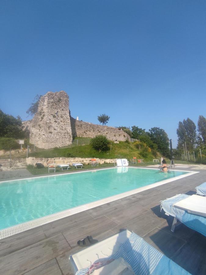 Agriturismo Borgo San Benedetto Villa Pietralunga  Bagian luar foto