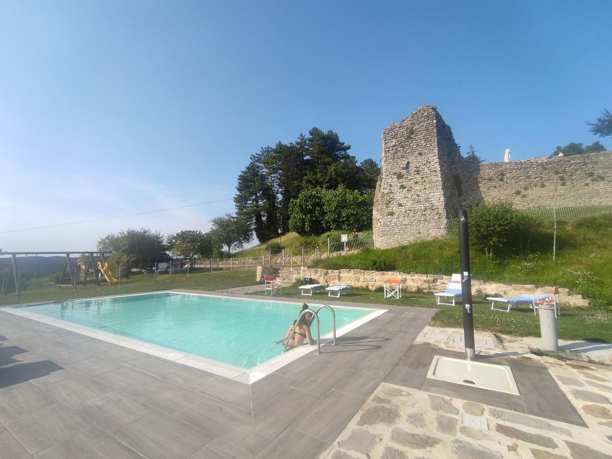 Agriturismo Borgo San Benedetto Villa Pietralunga  Bagian luar foto