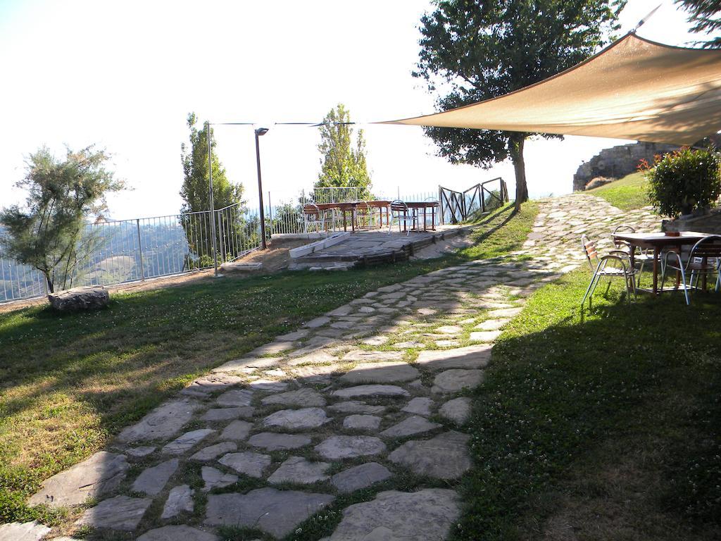 Agriturismo Borgo San Benedetto Villa Pietralunga  Bagian luar foto