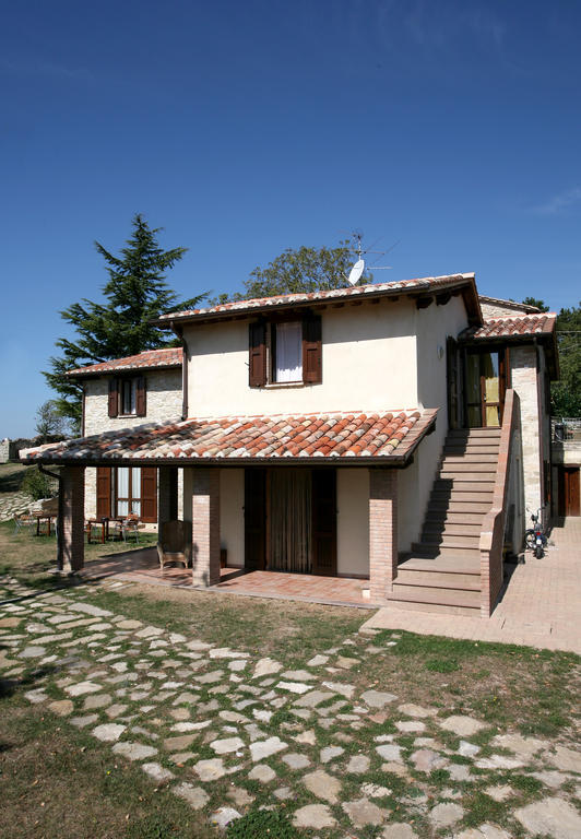 Agriturismo Borgo San Benedetto Villa Pietralunga  Bagian luar foto