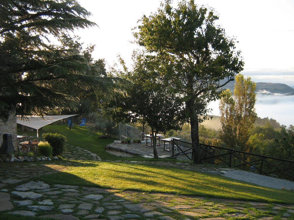 Agriturismo Borgo San Benedetto Villa Pietralunga  Bagian luar foto